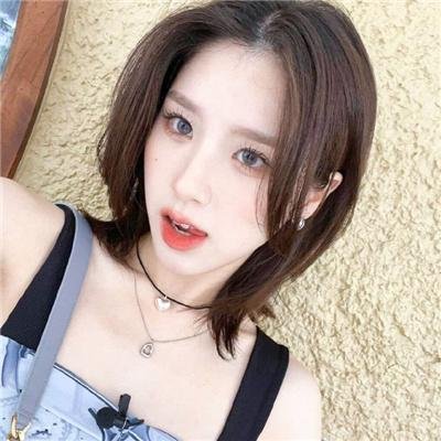 山顶上的钟声 海报